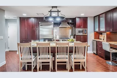 1120 E Kennedy Boulevard #912, Tampa, FL 33602 - Photo 7