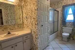 205 Strongbow Ct, Sun City Center, FL 33573 - Photo 11