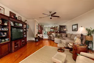 505 Sandy Hook Rd, Treasure Island, FL 33706 - Photo 9