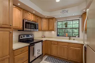 247 Los Prados Dr, Safety Harbor, FL 34695 - Photo 13