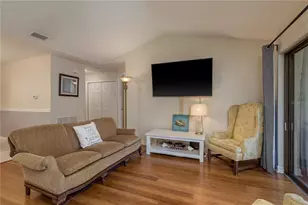 247 Los Prados Dr, Safety Harbor, FL 34695 - Photo 7