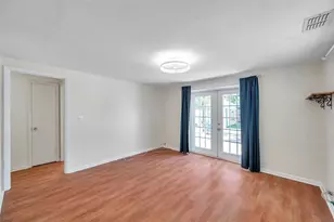 8074 37th Ave N, Saint Petersburg, FL 33710 - Photo 11