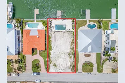 10126 Tarpon Drive, Treasure Island, FL 33706 - Photo 13