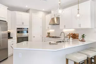 719 Steel Dr, Apollo Beach, FL 33572 - Photo 5