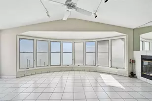 413 Midway Island, Clearwater Beach, FL 33767 - Photo 39