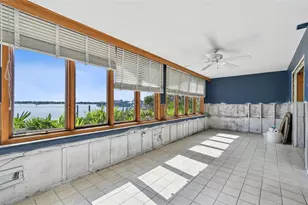 413 Midway Island, Clearwater Beach, FL 33767 - Photo 37