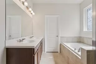 13515 Palmera Vista Dr, Riverview, FL 33579 - Photo 23