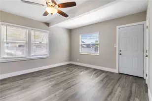 4020 Miramar Way S, Saint Petersburg, FL 33705 - Photo 23