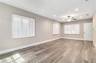 4020 Miramar Way S, Saint Petersburg, FL 33705 - Photo 13