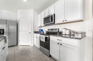 9098 Forge Breeze Loop, Wesley Chapel, FL 33545 - Photo 7