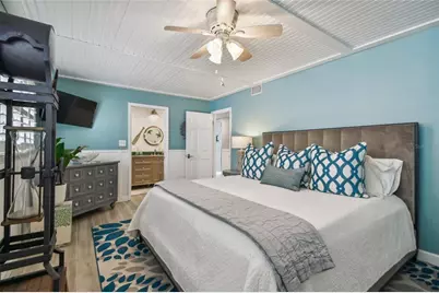 16106 6th Street E, Redington Beach, FL 33708 - Photo 37