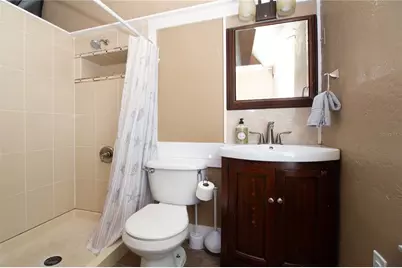 112 SW 119th Avenue, Treasure Island, FL 33706 - Photo 11