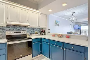 809 Bahia Del Sol Dr, Ruskin, FL 33570 - Photo 7