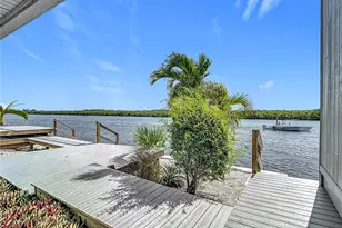 809 Bahia Del Sol Dr, Ruskin, FL 33570 - Photo 43