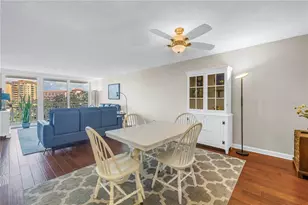 700 Beach Dr NE, Saint Petersburg, FL 33701 - Photo 17