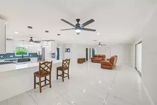 9027 Merrimoor Blvd, Seminole, FL 33777 - Photo 9