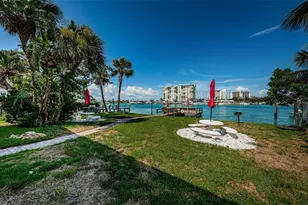 9715 Harrell Ave, Treasure Island, FL 33706 - Photo 27