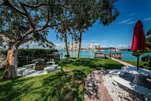 9715 Harrell Ave, Treasure Island, FL 33706 - Photo 3