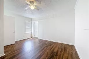 1011 Newton Ave S, Saint Petersburg, FL 33705 - Photo 43