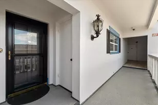 139 Bluff View Dr, Belleair Bluffs, FL 33770 - Photo 9