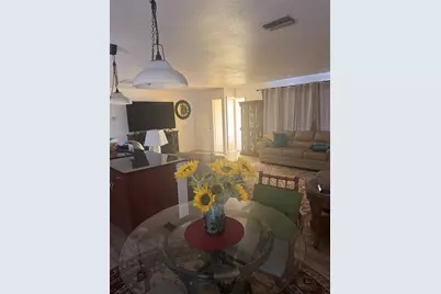 10185 Santiago Court, Seminole, FL 33776 - Photo 3