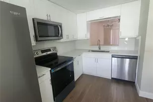 209 Corkwood Ln, Oldsmar, FL 34677 - Photo 5