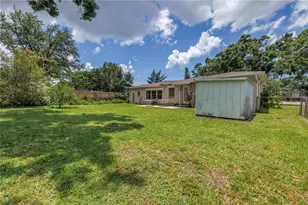 2415 York St N, Saint Petersburg, FL 33710 - Photo 33