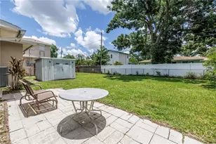 2415 York St N, Saint Petersburg, FL 33710 - Photo 29