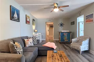 18650 Gulf Blvd, Indian Shores, FL 33785 - Photo 9