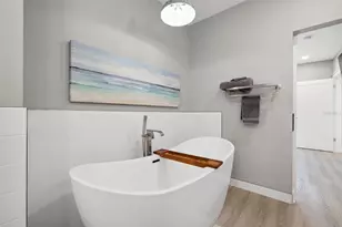 12400 Capri Cir N, Treasure Island, FL 33706 - Photo 21