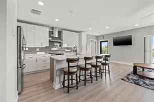 12400 Capri Cir N, Treasure Island, FL 33706 - Photo 65