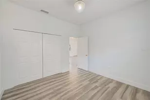 8304 N 13th St, Tampa, FL 33604 - Photo 11