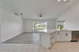 916 48th St Dr E, Bradenton, FL 34208 - Photo 17