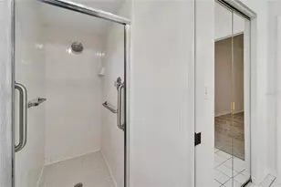 916 48th St Dr E, Bradenton, FL 34208 - Photo 37