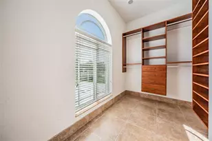 4710 Troydale Rd, Tampa, FL 33615 - Photo 61