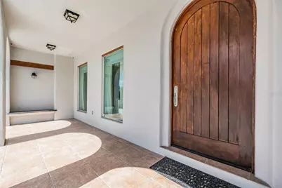 4710 Troydale Road, Tampa, FL 33615 - Photo 9