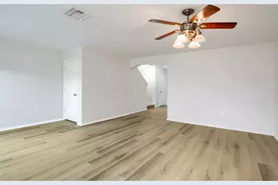 2453 Edgewater Falls Drive, Brandon, FL 33511 - Photo 7