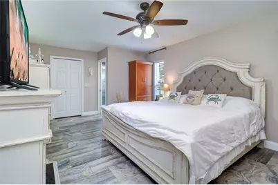 8289 136th Street, Seminole, FL 33776 - Photo 5