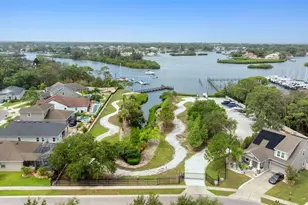 1237 Windy Bay Shl, Tarpon Springs, FL 34689 - Photo 47