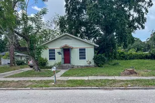 2050-2026 10th, Sarasota, FL 34237 - Photo 5