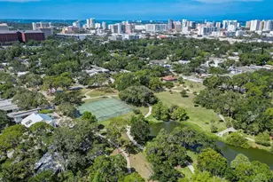 2050-2026 10th, Sarasota, FL 34237 - Photo 11