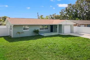 6352 Canton St S, Saint Petersburg, FL 33712 - Photo 1