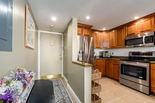 51 Island Way, Clearwater Beach, FL 33767 - Photo 7