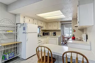 5806 Portsmouth Dr, Tampa, FL 33615 - Photo 15