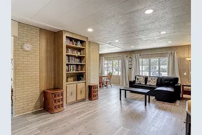 5806 Portsmouth Drive, Tampa, FL 33615 - Photo 7