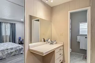 5806 Portsmouth Dr, Tampa, FL 33615 - Photo 27