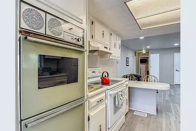 5806 Portsmouth Drive, Tampa, FL 33615 - Photo 11