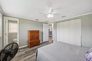 8897 54th St N, Pinellas Park, FL 33782 - Photo 19