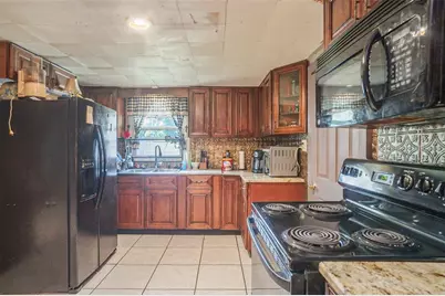 5651 6th Street, Zephyrhills, FL 33542 - Photo 3