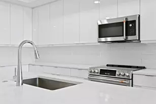 400 150th Ave, Madeira Beach, FL 33708 - Photo 17